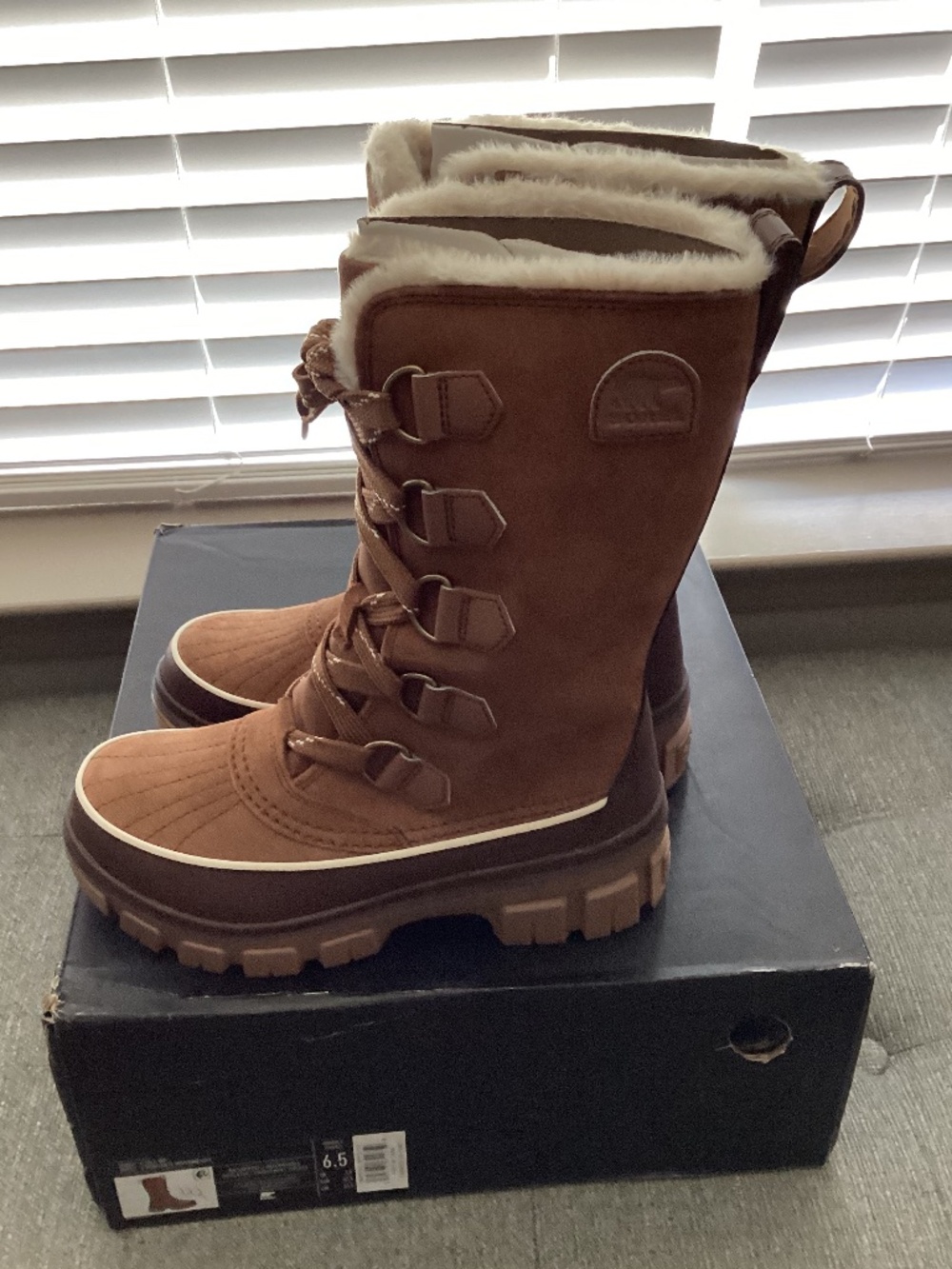 Sorel Women's Tivoli V Tall Waterproof Lace Up Boots, size 6.5